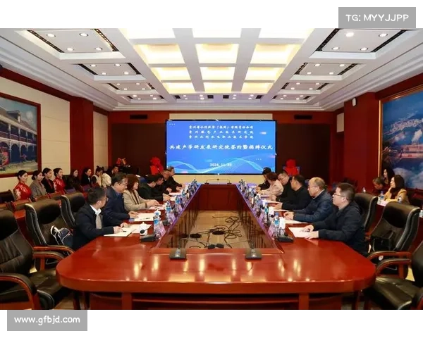 原贵宏:探索跨界融合与创新思维推动未来发展的多维路径 原贵宏:探索跨界融合与创新思维推动未来发展的多维路径